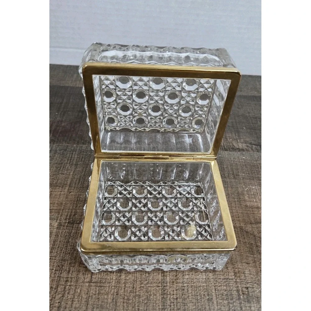 Vtg GSE Ottone Garantito Cut Crystal Lidded Glass Jewely Casket Trinket Box READ